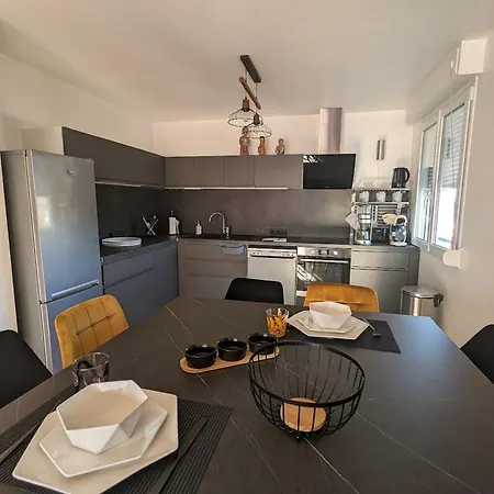 Casa vacanze Epinal, 3 Pieces, 4 Personnes - Fr-1-589-622 Épinal